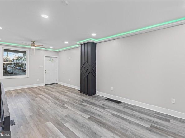 6629 Ross Street, Philadelphia PA 19119