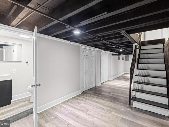 6629 Ross Street, Philadelphia PA 19119