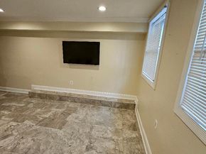 302 Oklahoma Avenue NE 102, Washington DC 20002