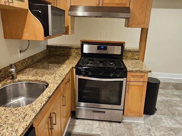 302 Oklahoma Avenue NE 102, Washington DC 20002