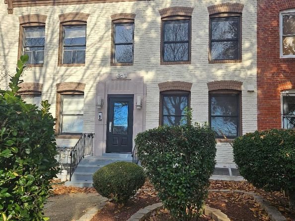 302 Oklahoma Avenue NE 102, Washington DC 20002