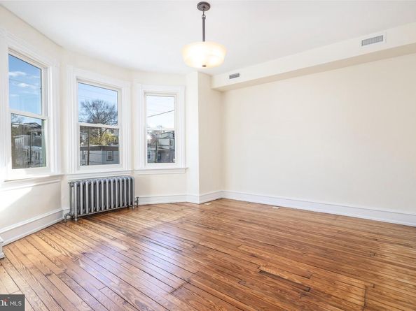 3709 Midvale Avenue, Philadelphia PA 19129