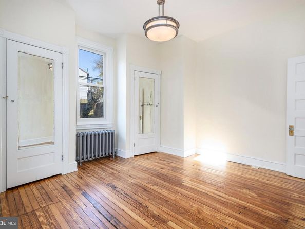 3709 Midvale Avenue, Philadelphia PA 19129