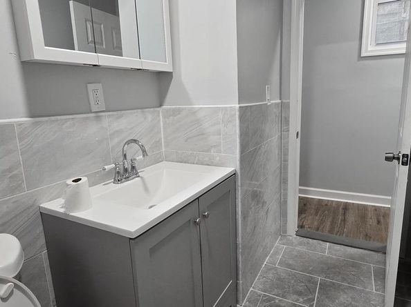 1411 W Loudon Street, Philadelphia PA 19141