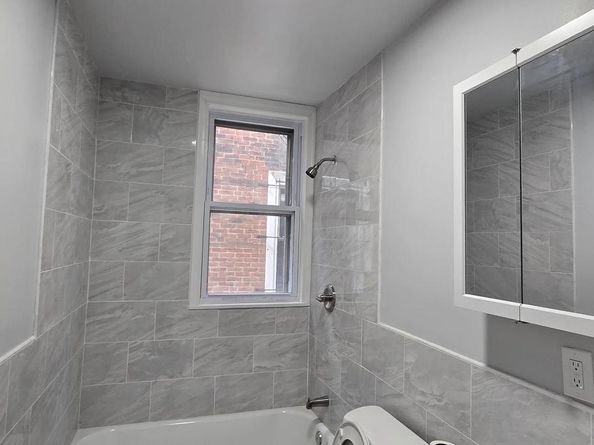 1411 W Loudon Street, Philadelphia PA 19141