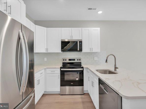 802 W Norris Street, Philadelphia PA 19122