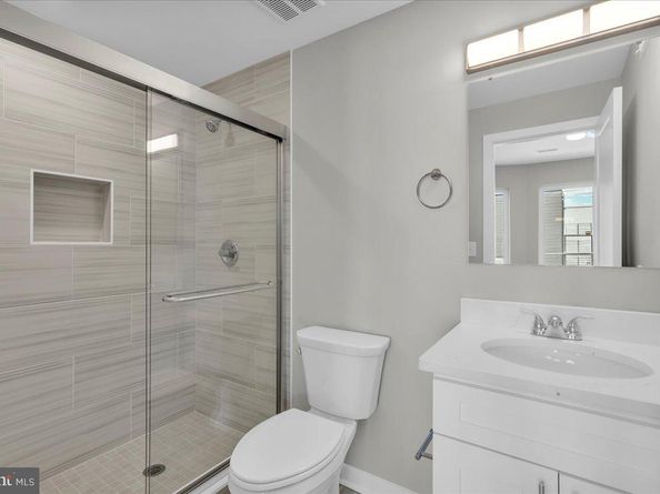 802 W Norris Street, Philadelphia PA 19122