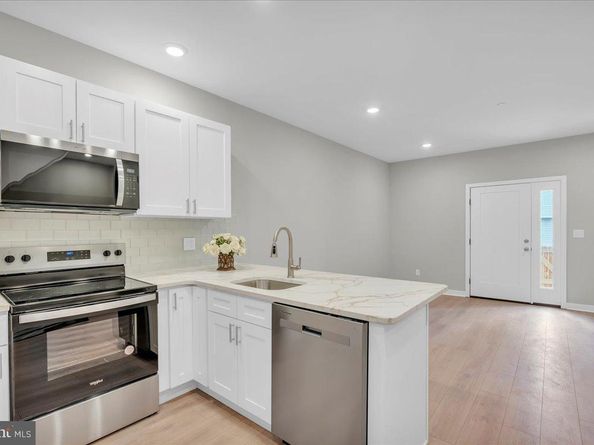 802 W Norris Street, Philadelphia PA 19122