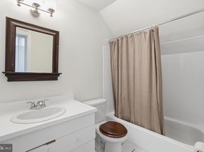 301 G Street NE 32, Washington DC 20002