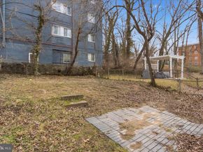 206 36TH Street SE, Washington DC 20019