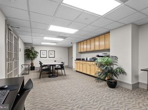 880 N Pollard Street N 224, Arlington VA 22203