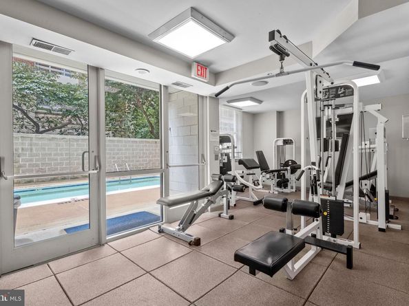 880 N Pollard Street N 224, Arlington VA 22203