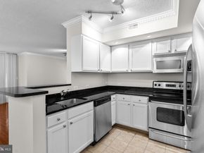 880 N Pollard Street N 224, Arlington VA 22203