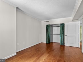 880 N Pollard Street N 224, Arlington VA 22203