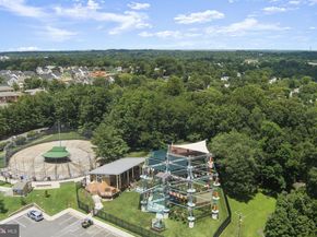 880 N Pollard Street N 224, Arlington VA 22203