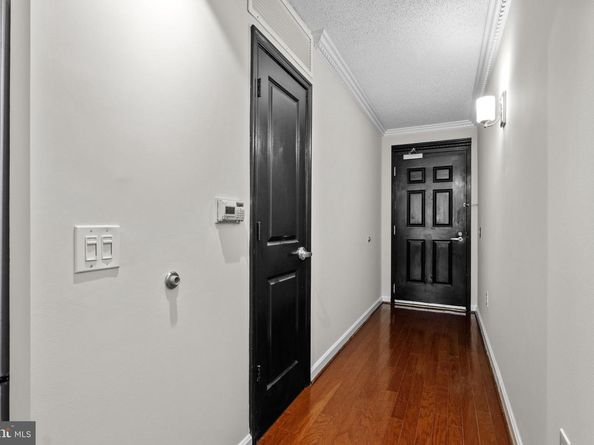 880 N Pollard Street N 224, Arlington VA 22203