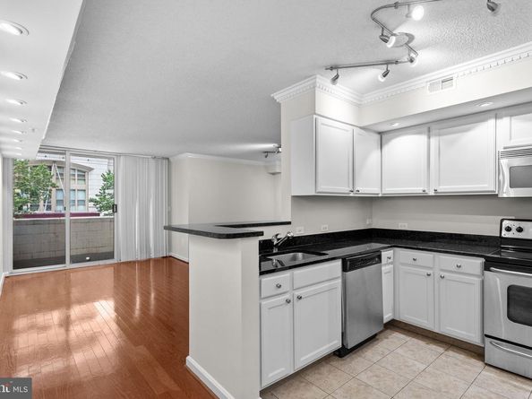 880 N Pollard Street N 224, Arlington VA 22203