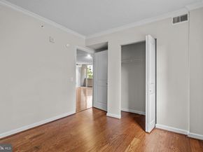 880 N Pollard Street N 224, Arlington VA 22203