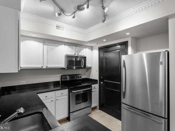 880 N Pollard Street N 224, Arlington VA 22203