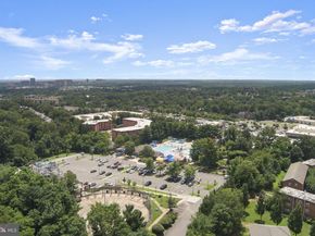 880 N Pollard Street N 224, Arlington VA 22203