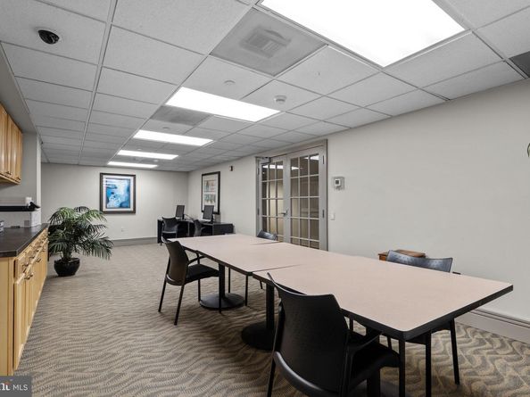 880 N Pollard Street N 224, Arlington VA 22203