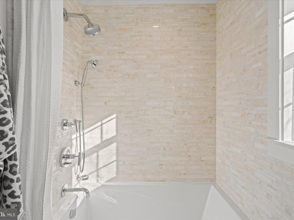 3361 S Wakefield Street B1, Arlington VA 22206