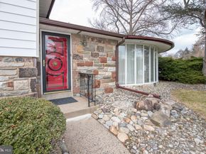 1180 Ballytore Road, Huntingdon Valley PA 19006