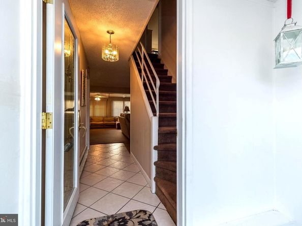 29 Hope Road, Levittown PA 19056