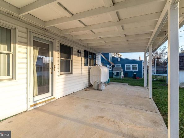 29 Hope Road, Levittown PA 19056