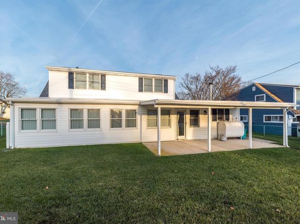 29 Hope Road, Levittown PA 19056