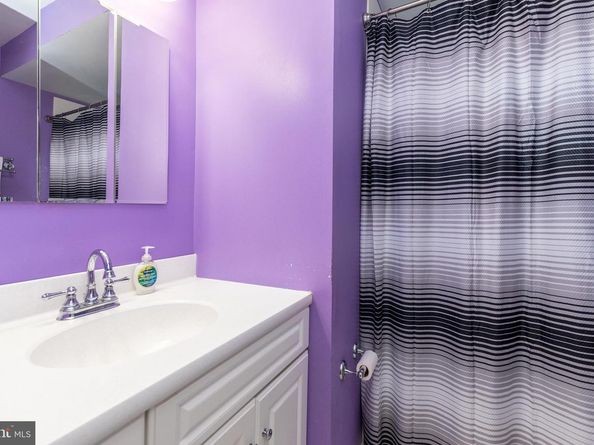 29 Hope Road, Levittown PA 19056