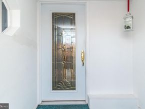 29 Hope Road, Levittown PA 19056