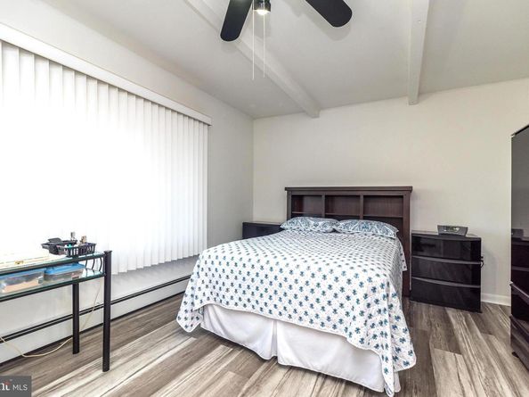 29 Hope Road, Levittown PA 19056