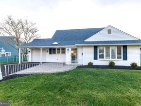 29 Hope Road, Levittown PA 19056