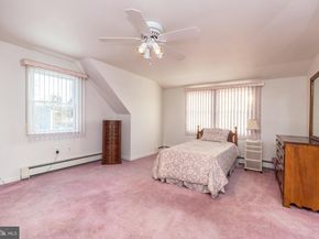 29 Hope Road, Levittown PA 19056