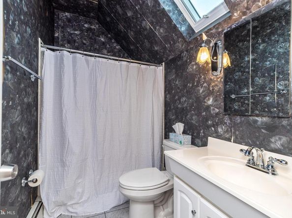 29 Hope Road, Levittown PA 19056