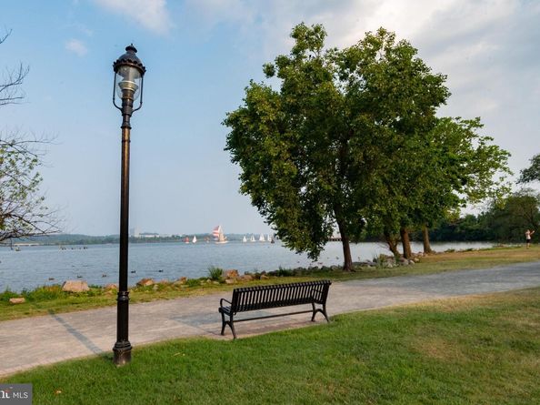 1630 W Abingdon Drive 202, Alexandria VA 22314