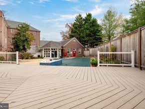 1630 W Abingdon Drive 202, Alexandria VA 22314