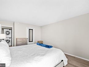 2300 Pimmit Drive 807, Falls Church VA 22043