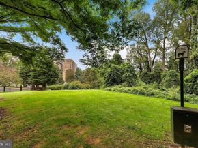 2300 Pimmit Drive 807, Falls Church VA 22043