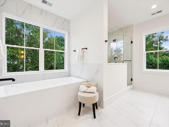 5614 Glenwood Road, Bethesda MD 20817