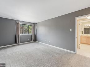 1623 Parkcrest Circle 9B/300, Reston VA 20190