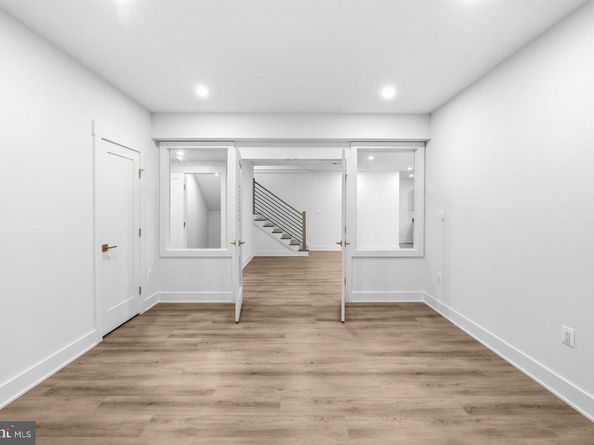 719 Meadow Lane SW, Vienna VA 22180