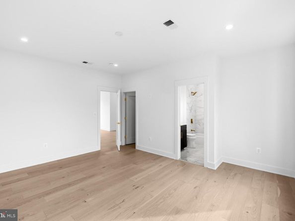 719 Meadow Lane SW, Vienna VA 22180