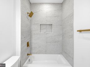 719 Meadow Lane SW, Vienna VA 22180