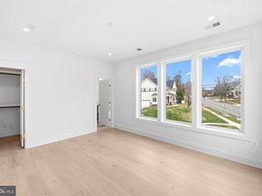 719 Meadow Lane SW, Vienna VA 22180