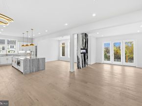 719 Meadow Lane SW, Vienna VA 22180