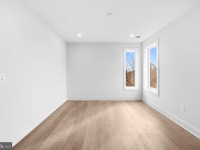 719 Meadow Lane SW, Vienna VA 22180