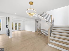 719 Meadow Lane SW, Vienna VA 22180