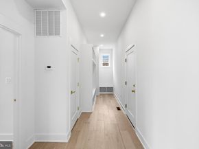 719 Meadow Lane SW, Vienna VA 22180